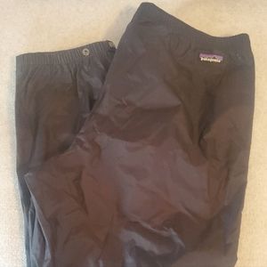 Patagonia rainpants size xl women,worn once